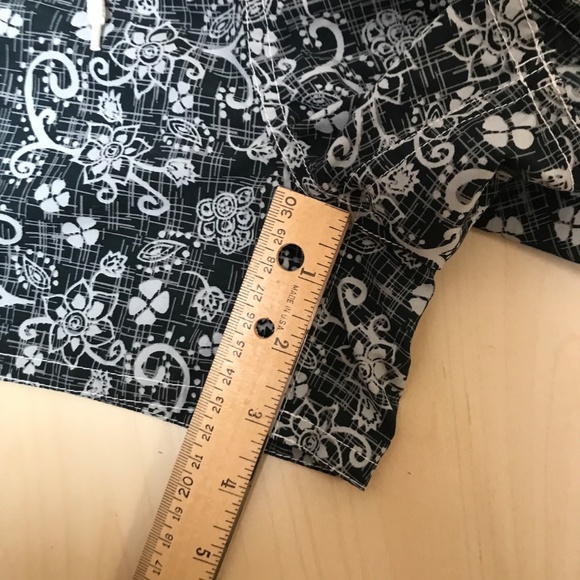 Surf Waves Sport Shorts Black Pattern Juniors' 9 Made in Russia NWT - Picture 15 of 17